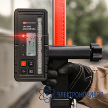 Универсальный приемник лазерного луча для ротационных нивелиров (для зеленого и красного луча) ADA LR-500 R/G