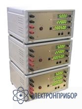 Калибратор переменного тока трехфазный от 40 гц до 400 гц УИ300.2-3.4